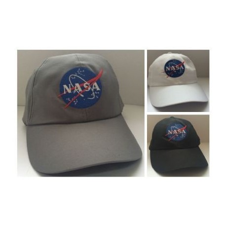 BONÉ COM BORDADO DA NASA